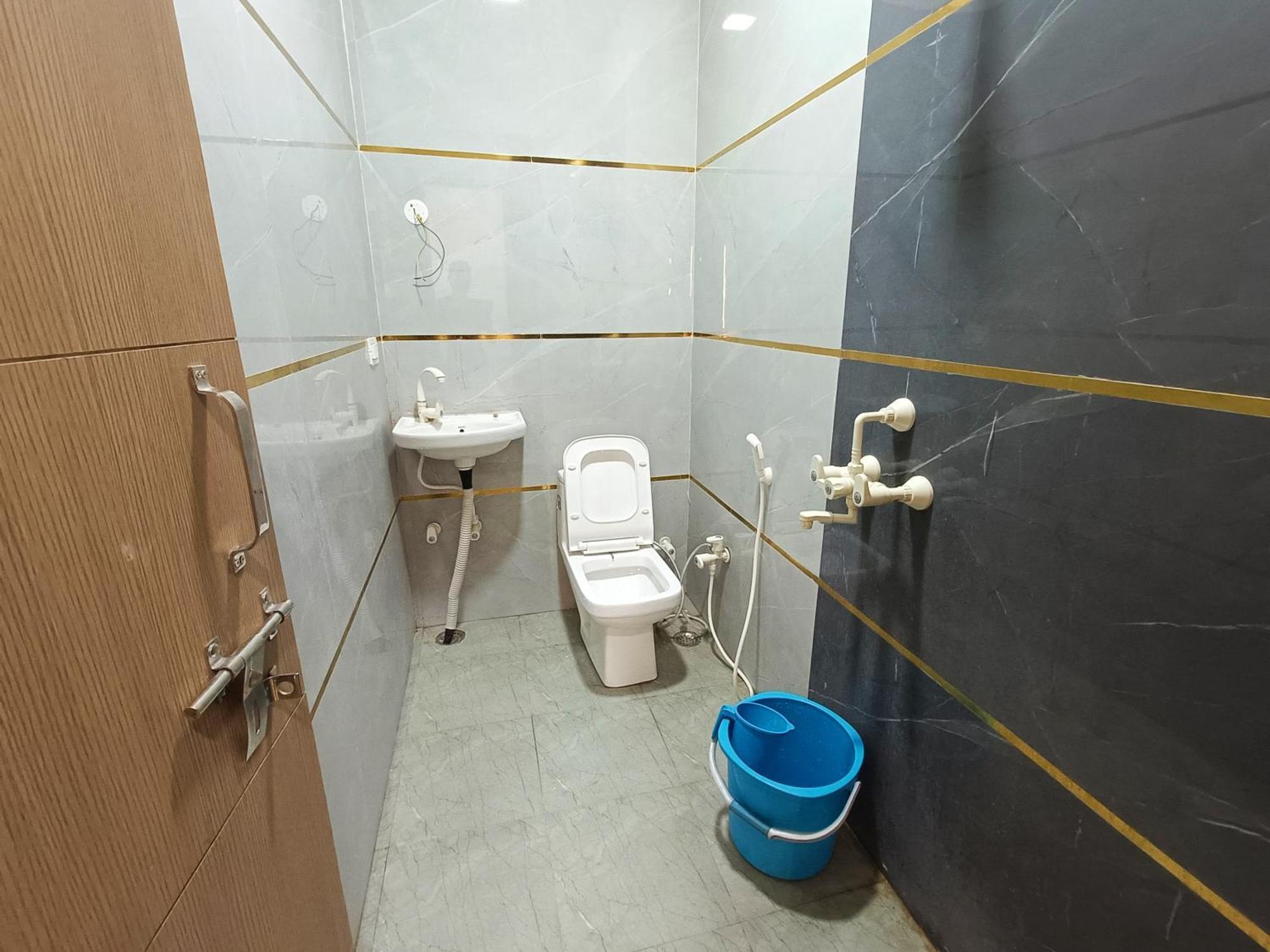 Shri Radha Rani Kripa Dham Hotel Mathura Kültér fotó