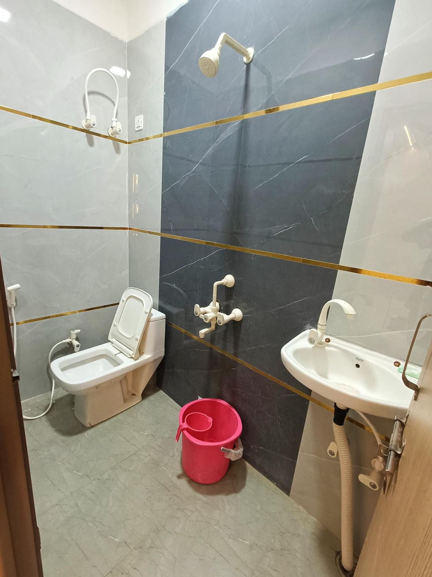 Shri Radha Rani Kripa Dham Hotel Mathura Kültér fotó
